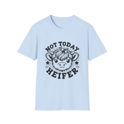 Funny Cow Graphic T-Shirt for Animal Lovers, Casual Wear, Gift for Friends, Farm-Themed Apparel, Perfect for Birthdays, Unisex Softstyle Tee